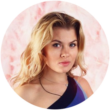 Анна Скиданова(Лиза)