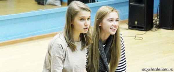 Анна Андрусенко с Дашей Мельниковой в театре талантов «Талантино»